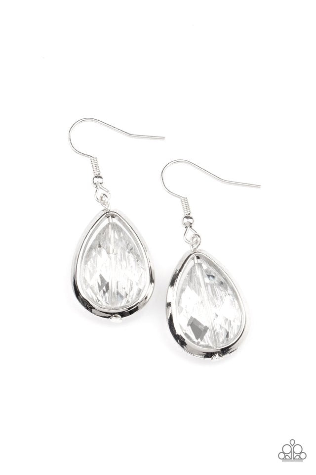 Drop-Dead Duchess - Silver - Paparazzi Earring Image