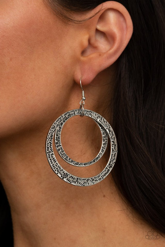 Rounded Out - Silver - Paparazzi Earring Image