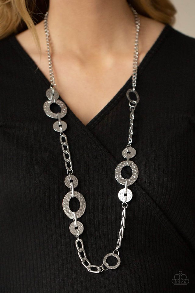 Mechanically Metro - Silver - Paparazzi Necklace Image