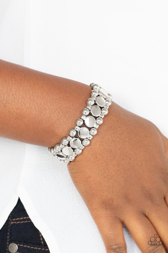 Metro Magnetism - Silver - Paparazzi Bracelet Image