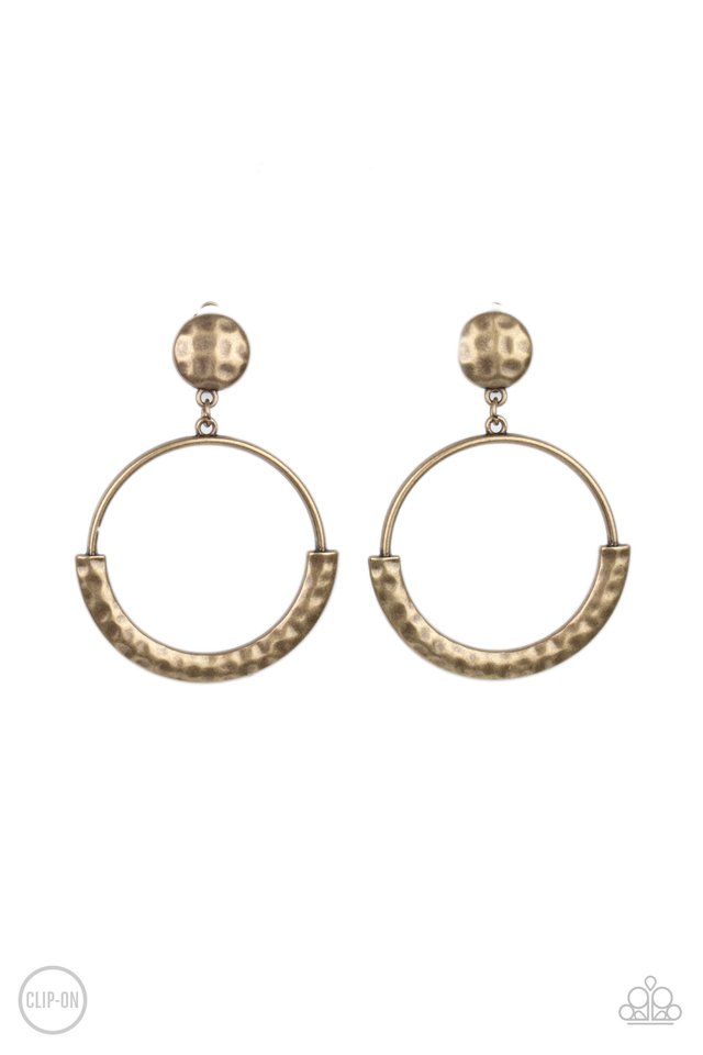 Rustic Horizons​ - Brass - Paparazzi Earring Image