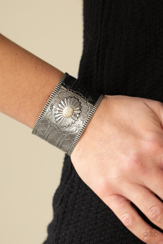 ​Aztec Artisan - White - Paparazzi Bracelet Image