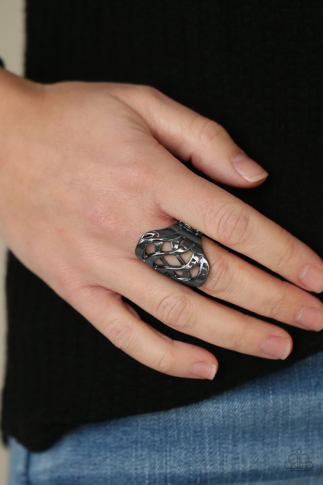 Open Fire - Black - Paparazzi Ring Image