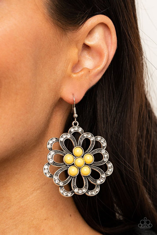 Dazzling Dewdrops - Yellow - Paparazzi Earring Image