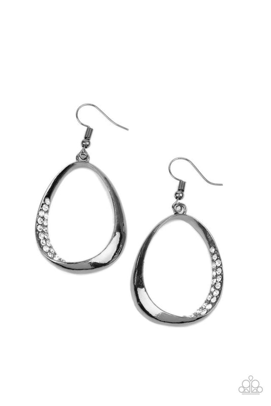 Fiercely Flauntable - Black - Paparazzi Earring Image