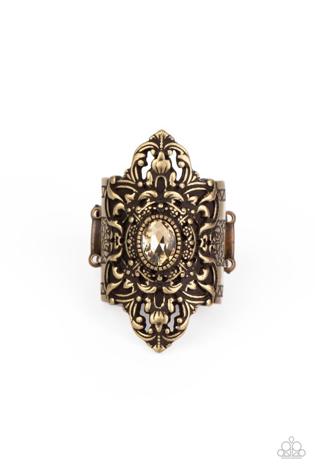 ​Perennial Posh - Brass - Paparazzi Ring Image