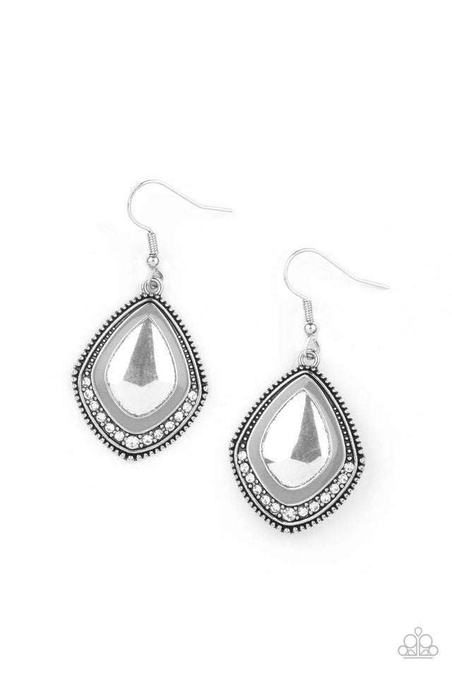 Fearlessly Feminine - Silver - Paparazzi Earring Image