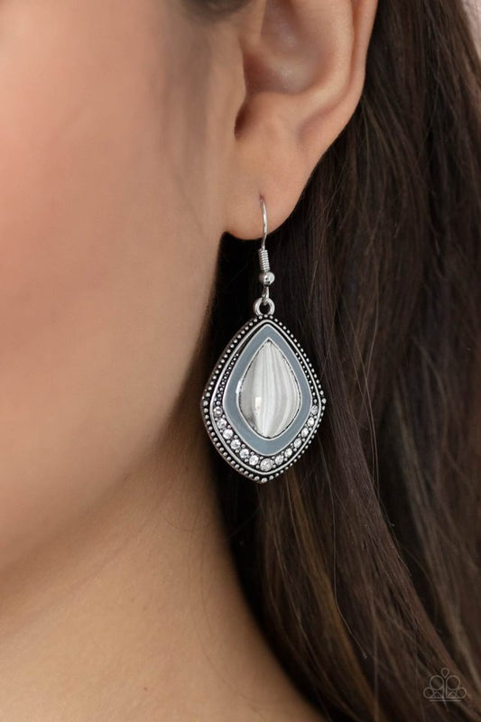 Fearlessly Feminine - Silver - Paparazzi Earring Image