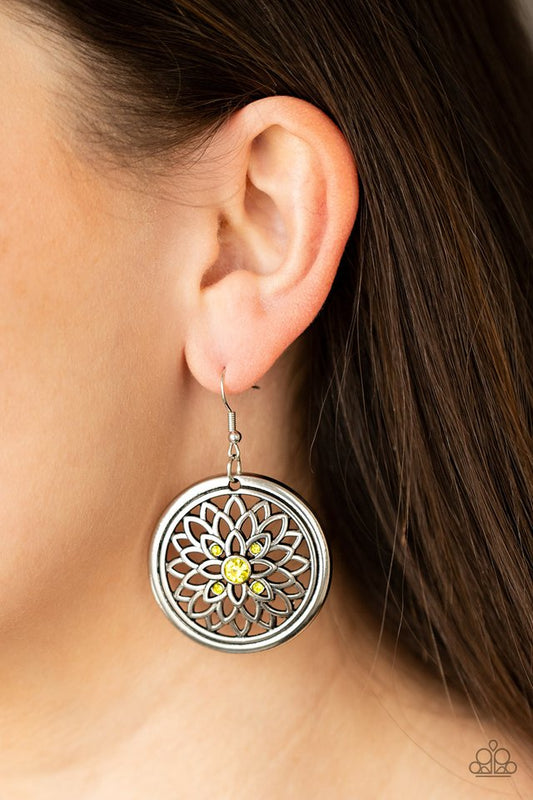 Mega Medallions - Yellow - Paparazzi Earring Image