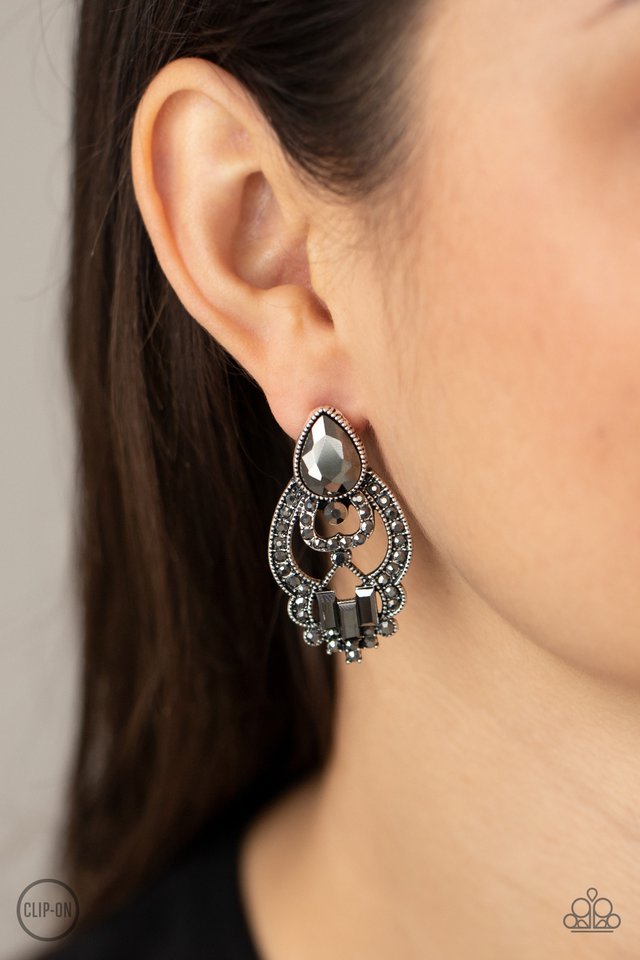 ​Glamour Gauntlet - Silver - Paparazzi Earring Image