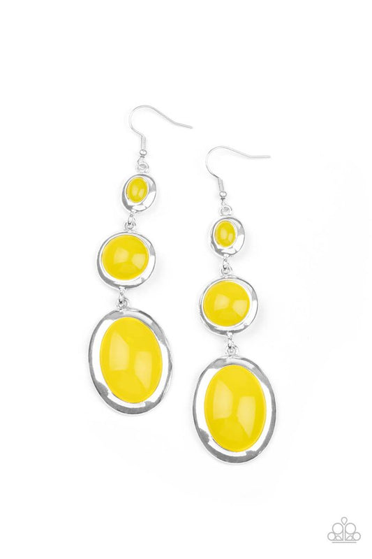 Retro Reality - Yellow - Paparazzi Earring Image