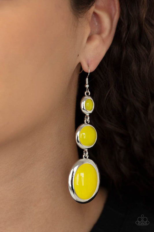 Retro Reality - Yellow - Paparazzi Earring Image