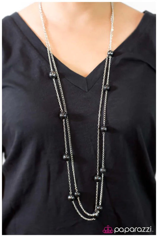 Paparazzi Necklace ~ Take My Breath Away-Black