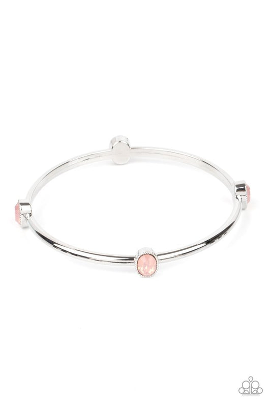 Gleam-Getter - Pink - Paparazzi Bracelet Image