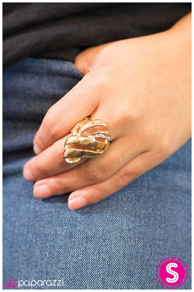 Paparazzi Ring ~ Tycoon - Gold