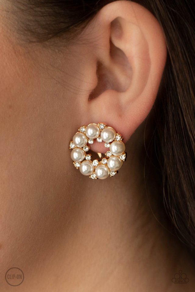 ​Roundabout Ritz - Gold - Paparazzi Earring Image