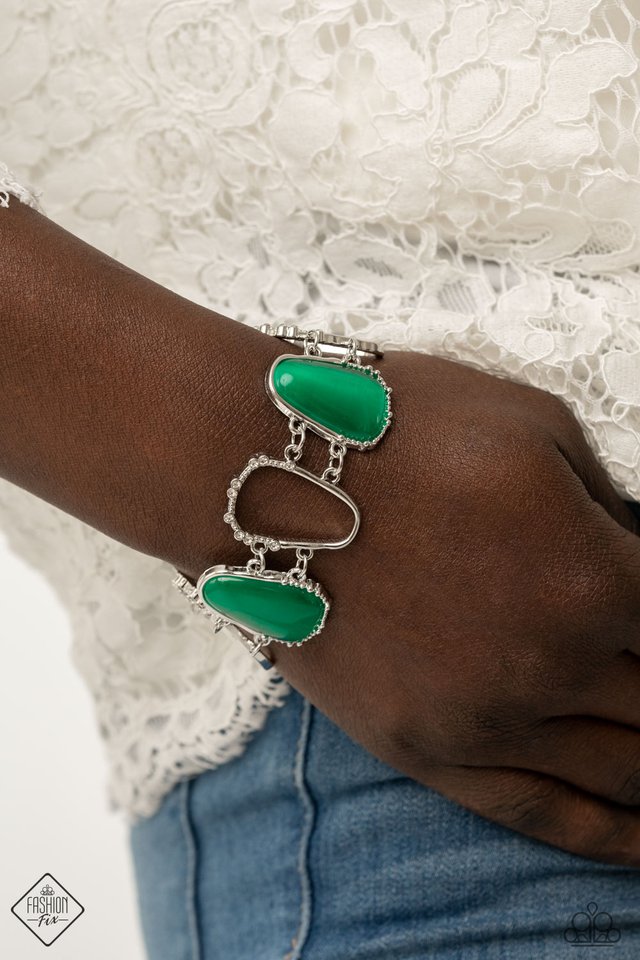 Yacht Club Couture - Green - Paparazzi Bracelet Image