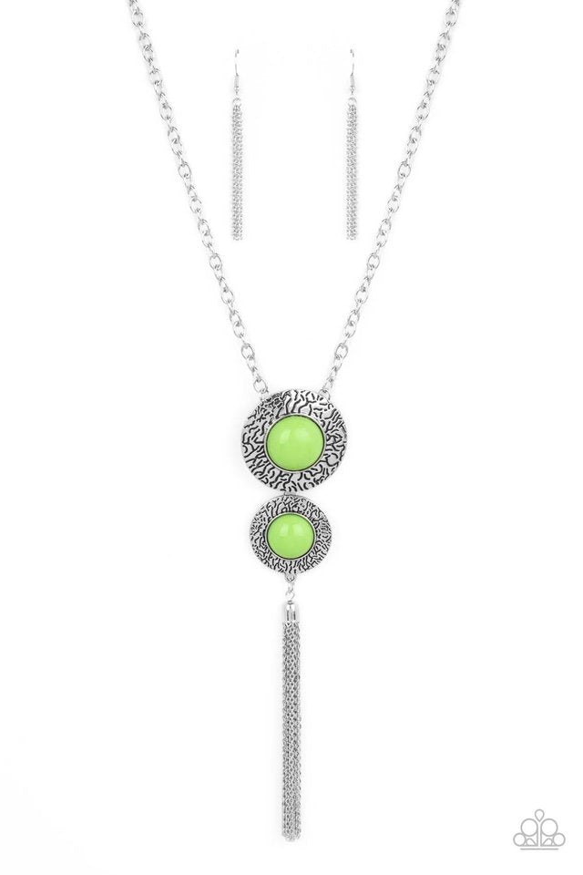 ​Abstract Artistry - Green - Paparazzi Necklace Image