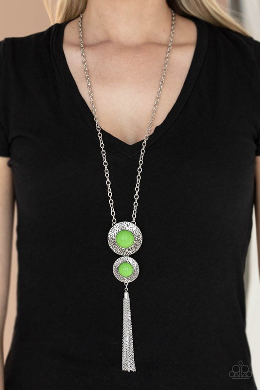 ​Abstract Artistry - Green - Paparazzi Necklace Image