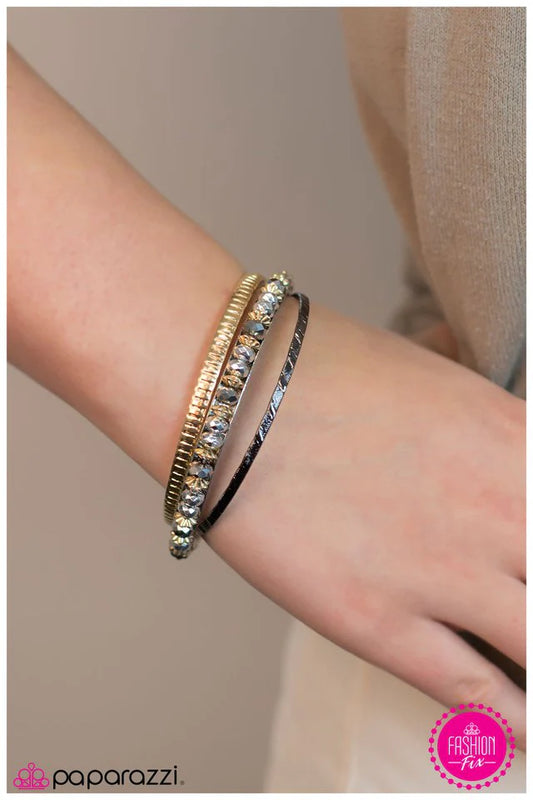 Pulsera Paparazzi ~ Chica en llamas - Negro