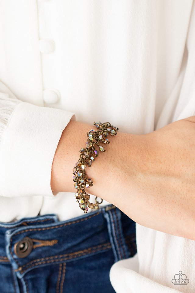 ​Twinkly Twilight - Brass - Paparazzi Bracelet Image