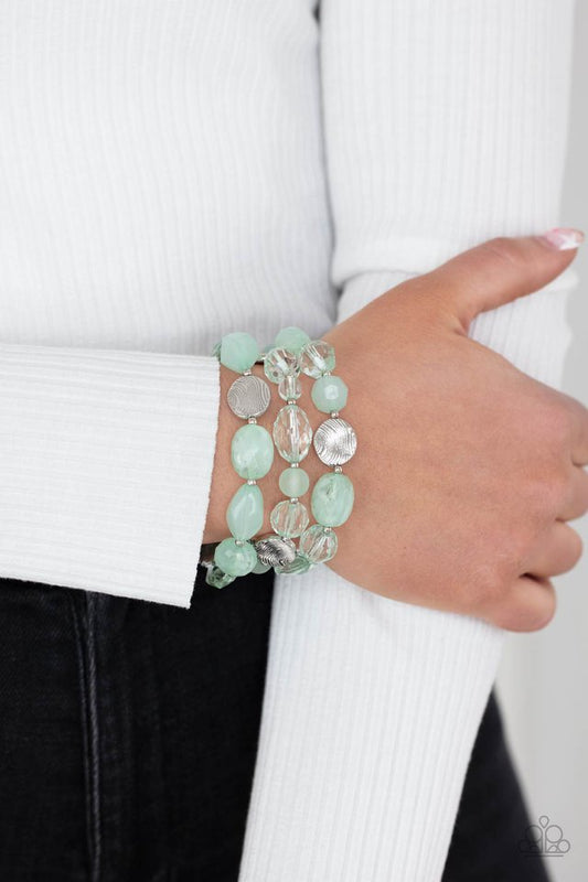 Oceanside Bliss - Green - Paparazzi Bracelet Image