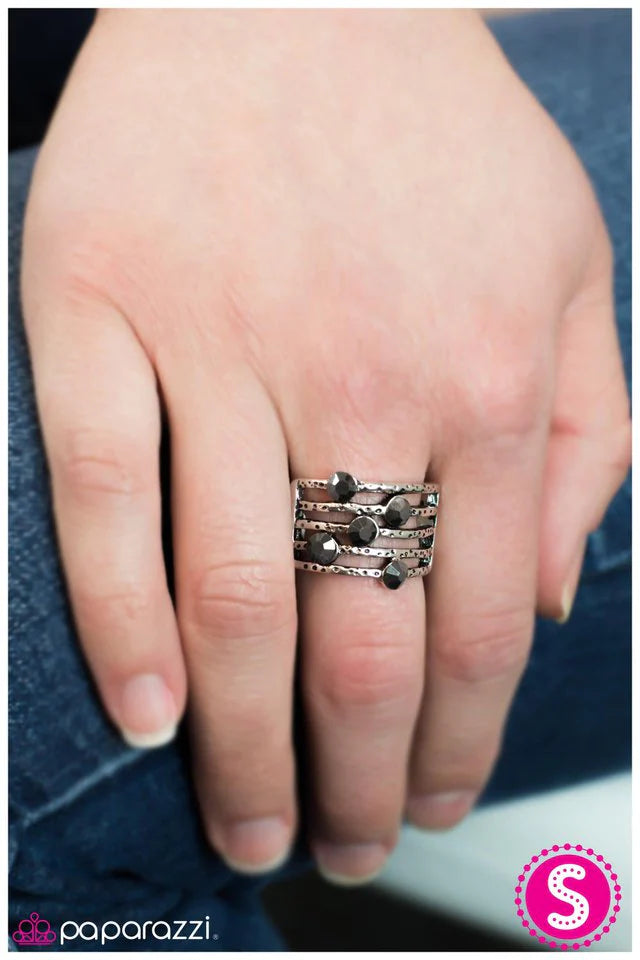 Paparazzi Ring ~ Offbeat - Silver