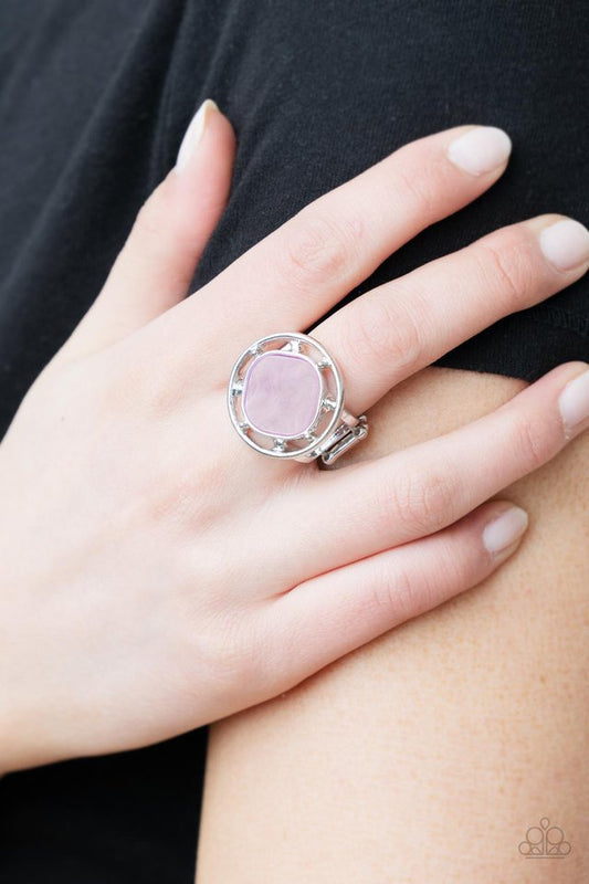 ​​Encompassing Pearlescence - Purple - Paparazzi Ring Image