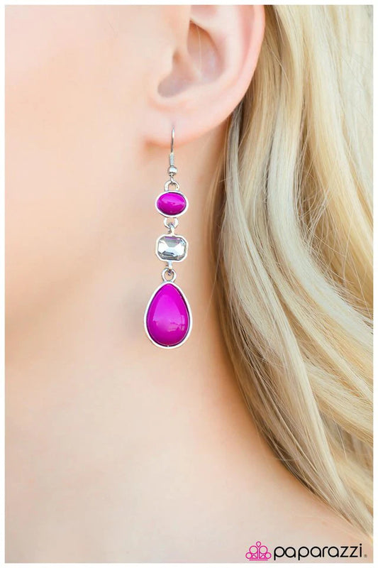 Paparazzi Earring ~ Sassy Showgirl - Purple