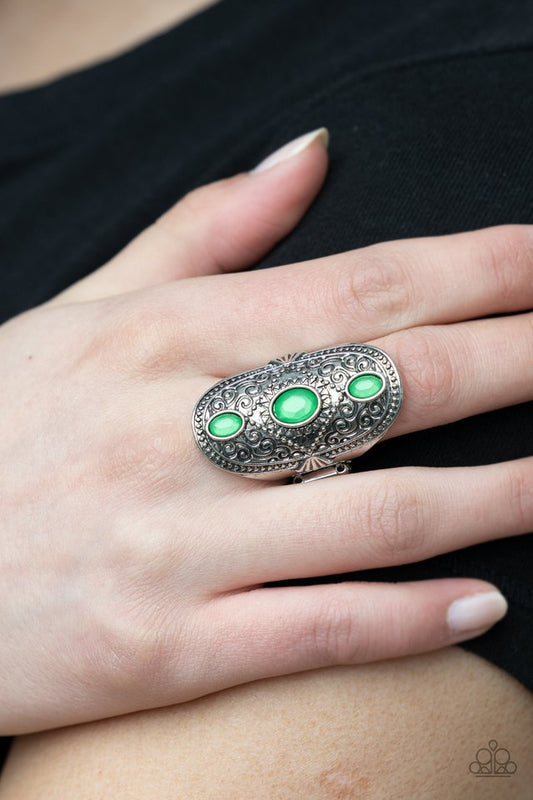 Promenade Paradise - Green - Paparazzi Ring Image