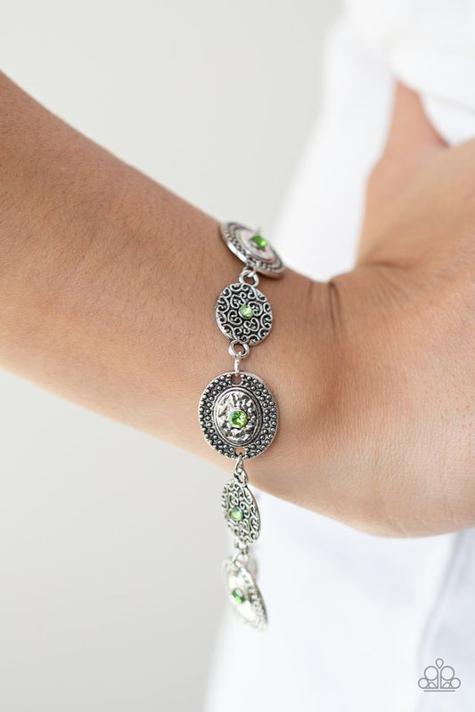 Secret Garden Glamour - Green - Paparazzi Bracelet Image