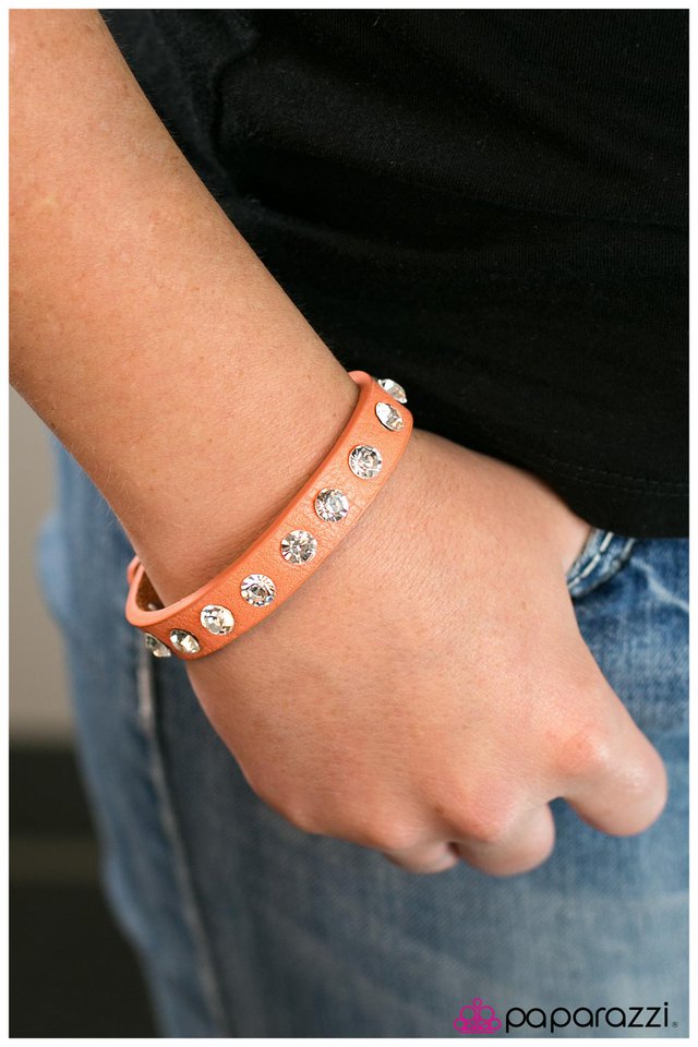 Pulsera Paparazzi ~ Un asunto para recordar - Naranja