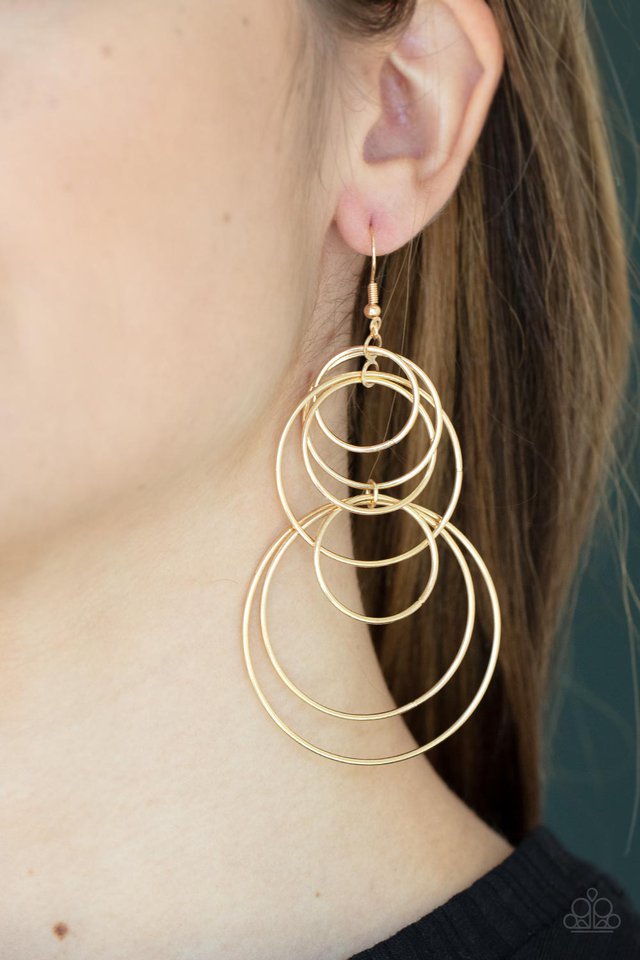 I Feel Dizzy - Gold - Paparazzi Earring Image