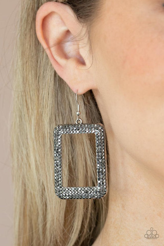 World FRAME-ous - Silver - Paparazzi Earring Image