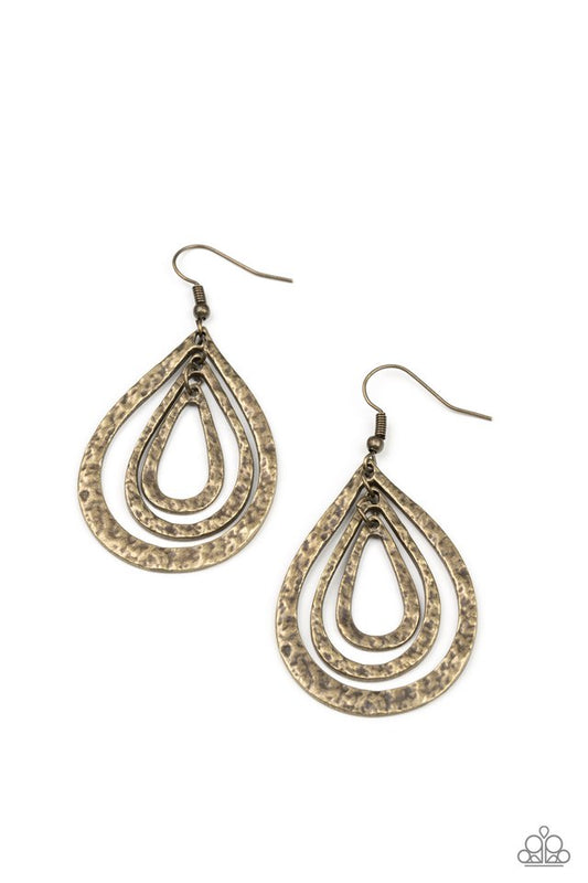 ​Plains Pathfinder - Brass - Paparazzi Earring Image