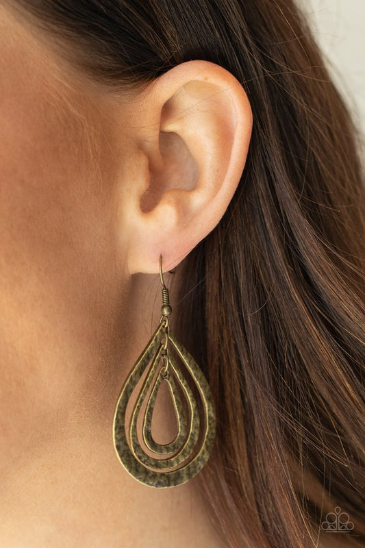 ​Plains Pathfinder - Brass - Paparazzi Earring Image