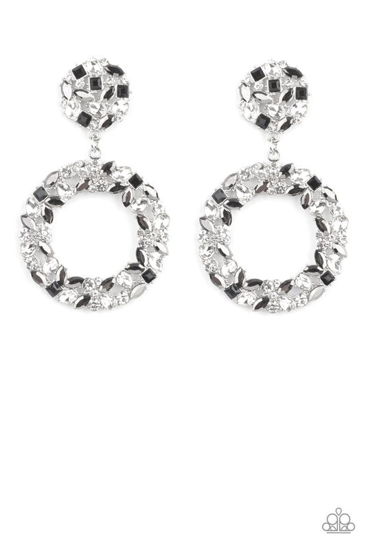 ​Party Ensemble - Black - Paparazzi Earring Image