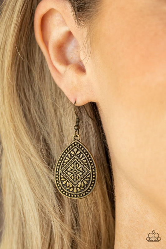 Mayan Mecca - Brass - Paparazzi Earring Image