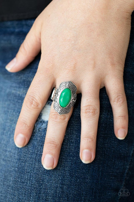 Taj Mahal Trendsetter - Green - Paparazzi Ring Image