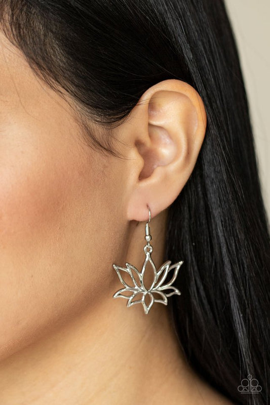 Lotus Ponds - Silver - Paparazzi Earring Image