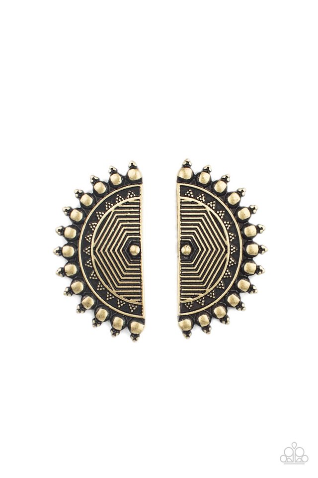 Fiercely Fanned Out - Brass - Paparazzi Earring Image