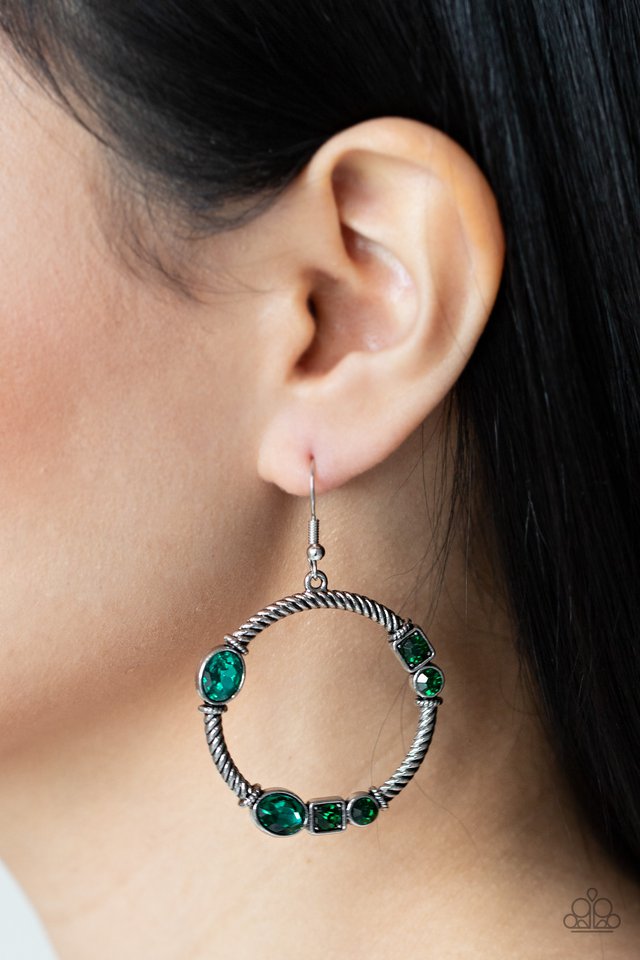 Glamorous Garland - Green - Paparazzi Earring Image