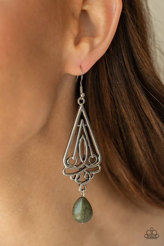 ​Transcendent Trendsetter - Green - Paparazzi Earring Image