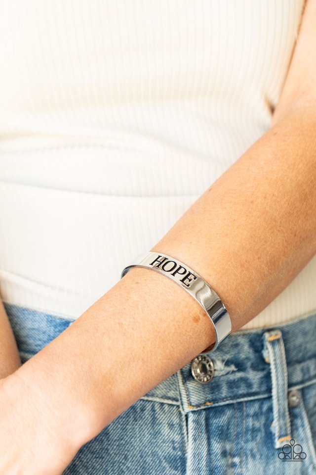 Hope Makes The World Go Round - Silver - Paparazzi Bracelet Image