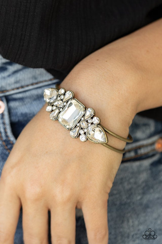 ​Call Me Old-Fashioned - Brass - Paparazzi Bracelet Image