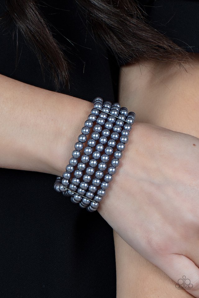 ​A Pearly Affair - Silver - Paparazzi Bracelet Image