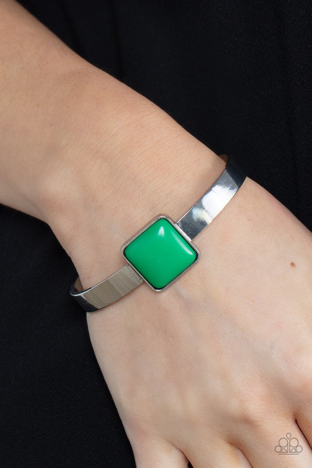 ​Prismatically Poppin - Green - Paparazzi Bracelet Image
