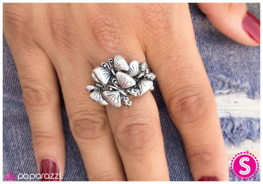 Paparazzi Ring ~ Butterfly Queen - Silver