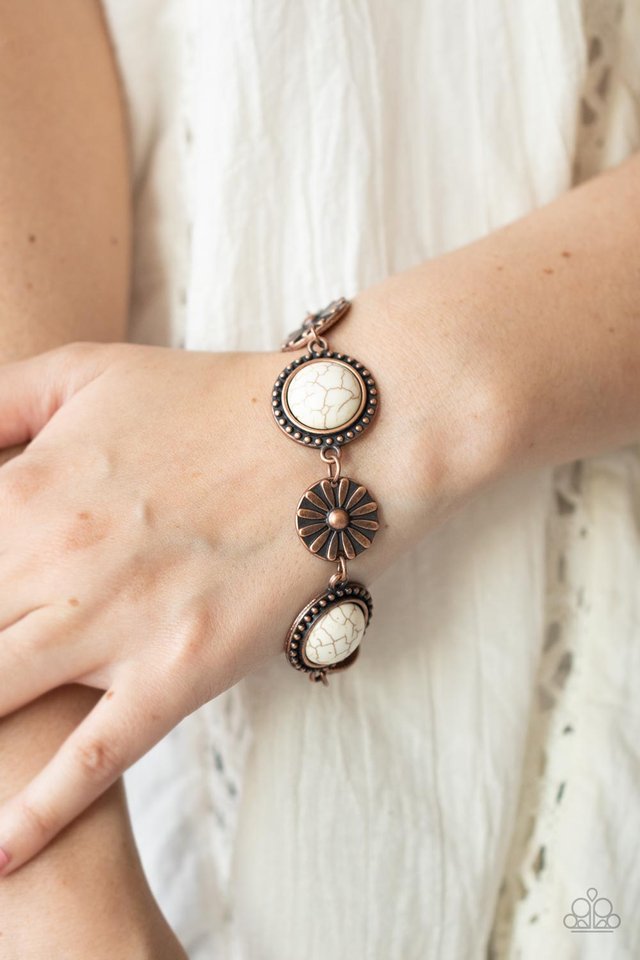 ​Fredonia Flower Patch - Copper - Paparazzi Bracelet Image