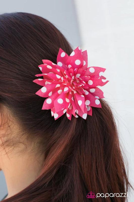 Accesorios para el cabello de paparazzi ~ Ponme en el punto de mira - Rosa